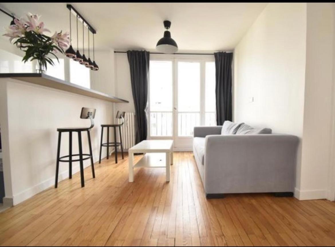 Superbe Appartement Cosy Paris/Stade De France โอแบวีลีเย ภายนอก รูปภาพ